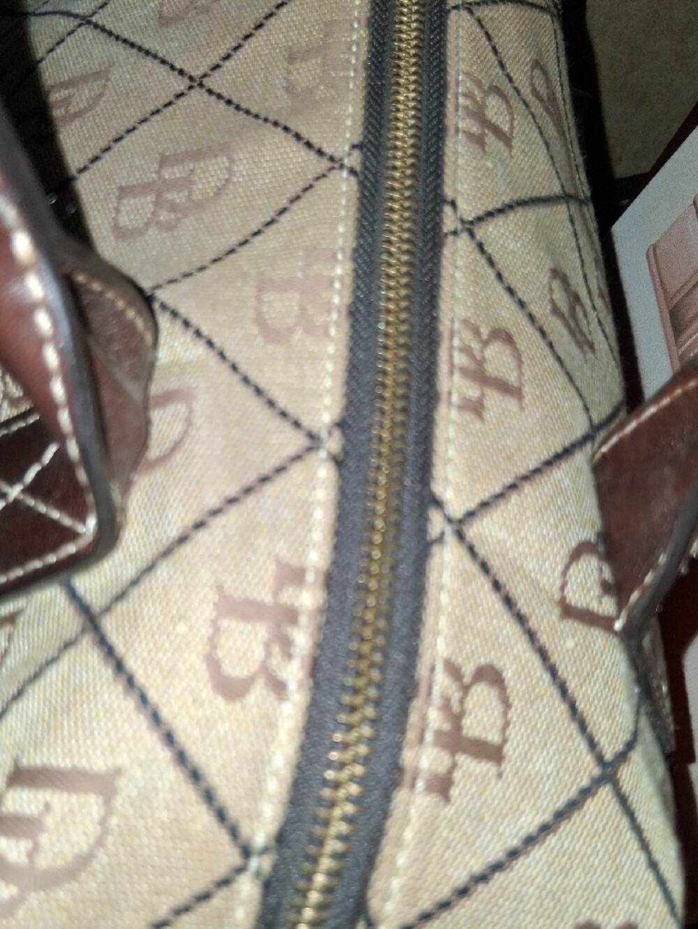 Dooney & Bourke Tan Signature Satchel EUC - Picture 5 of 10